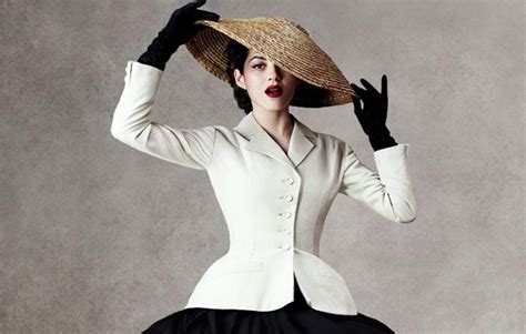 tailleur bar dior expo chine